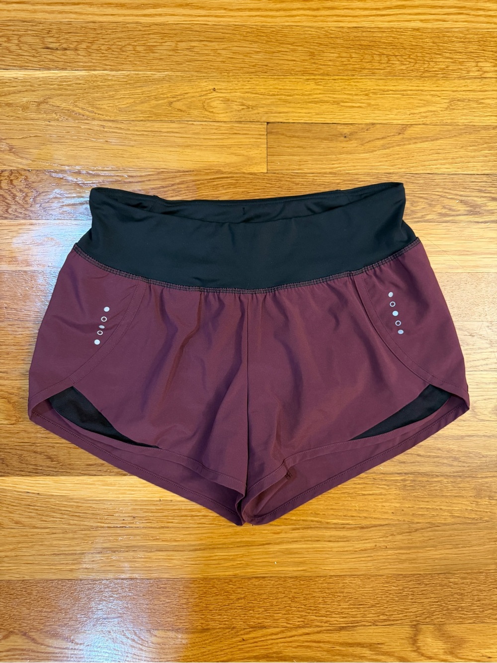 Core 10 2.75" Inseam Running Shorts in Maroon Black Waistband - Size Small (S/M)